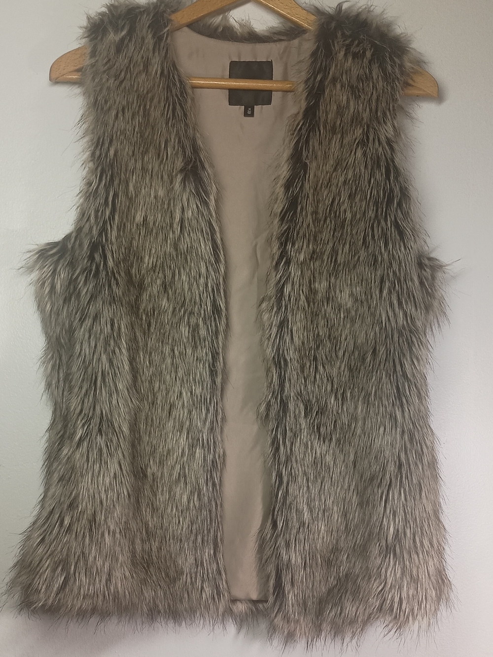 Dynamite Faux Fur Sleeveless Vest in Neutral Taupe